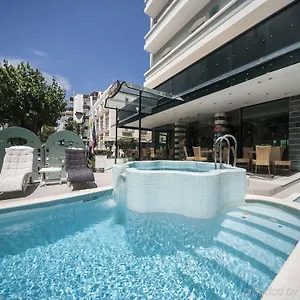 Отель Levante, Римини